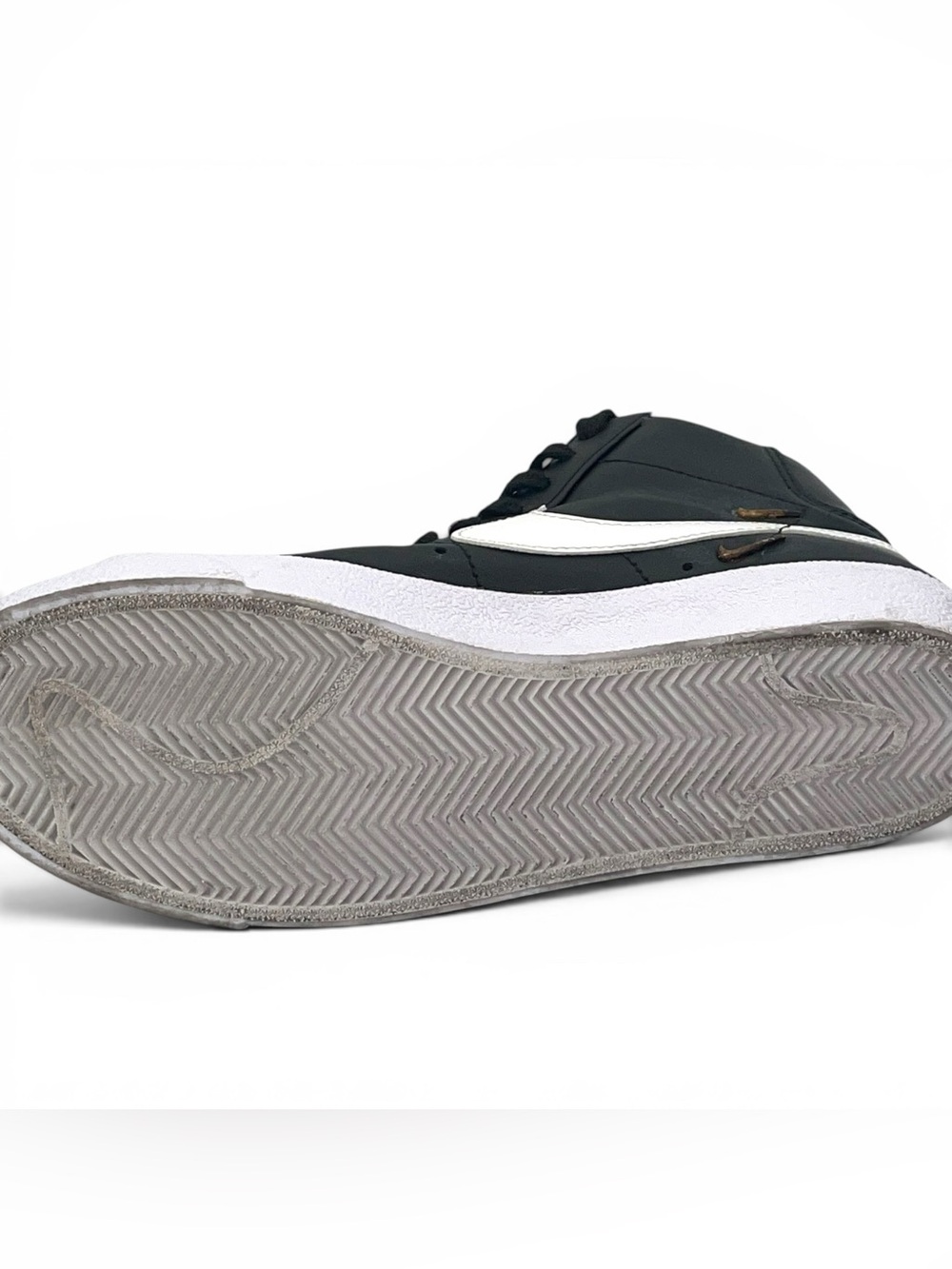 Nike Blazer Mid 77 Womens Size 7 Black White High Top Sneakers - Picture 8 of 10